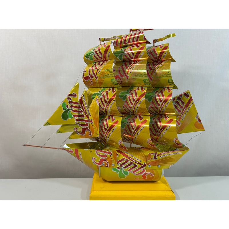 Squirt Grapefruit Soda Can Ship