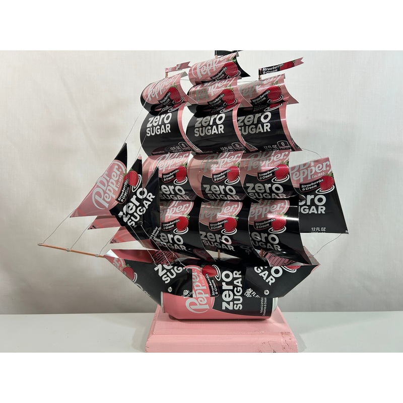 Dr Pepper Strawberries & Cream Zero Sugar Soda Can Ship