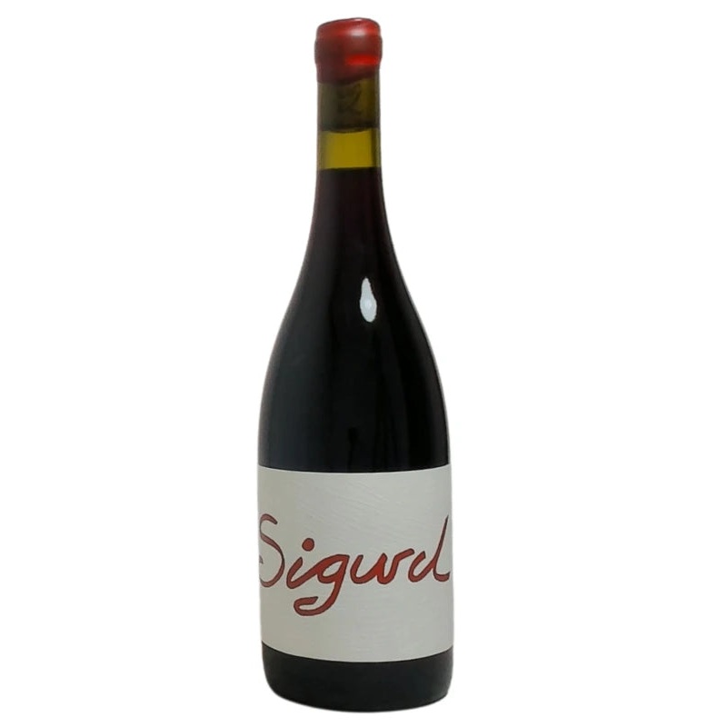 SIGURD RED BLEND 750ML @ St. Albert [1055082] 750 ml