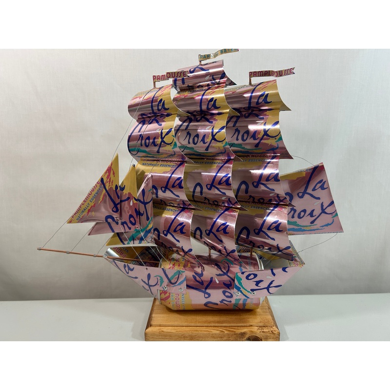 La Croix Pamplemousse Sparkling Water Can Ship